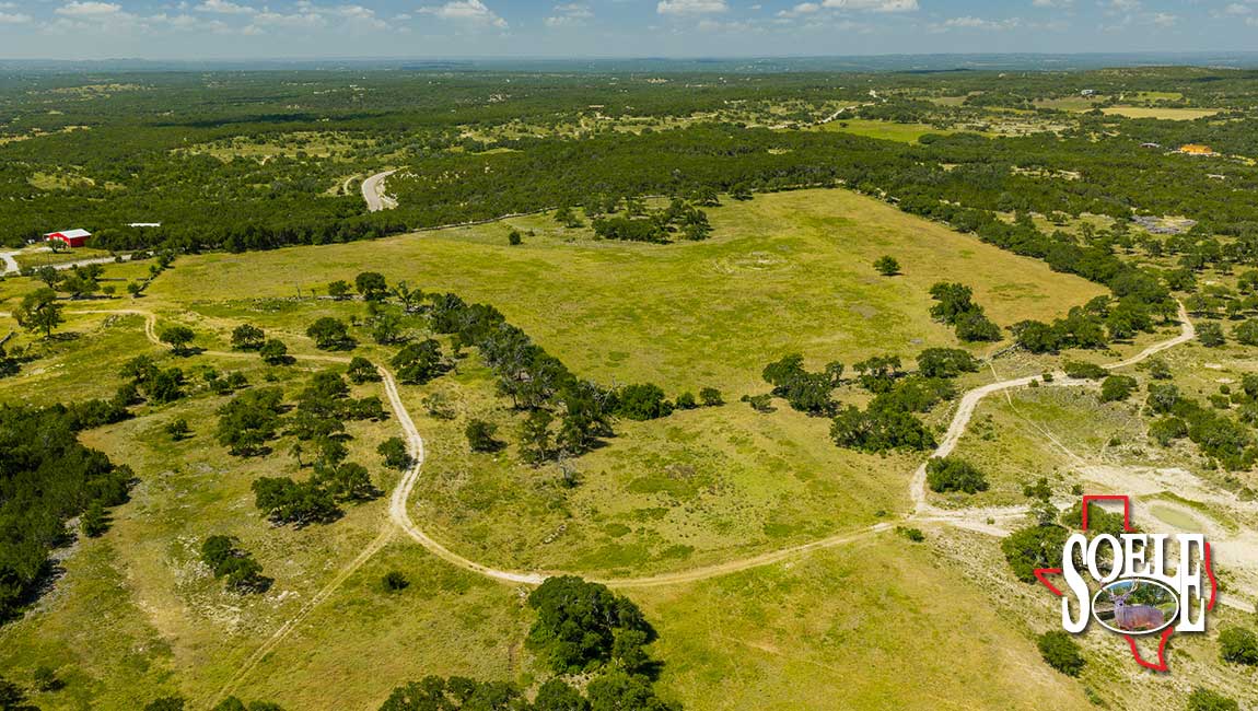 246-Hays-Lago-Vista-09